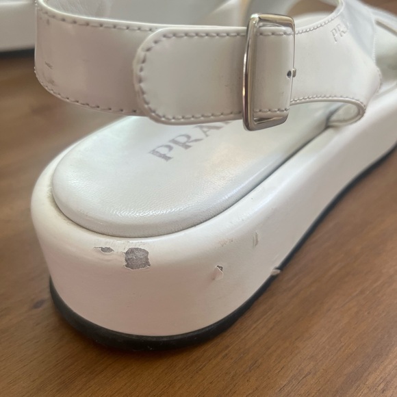 Prada white platform crisscross sandals. Size 38 - Picture 6 of 7